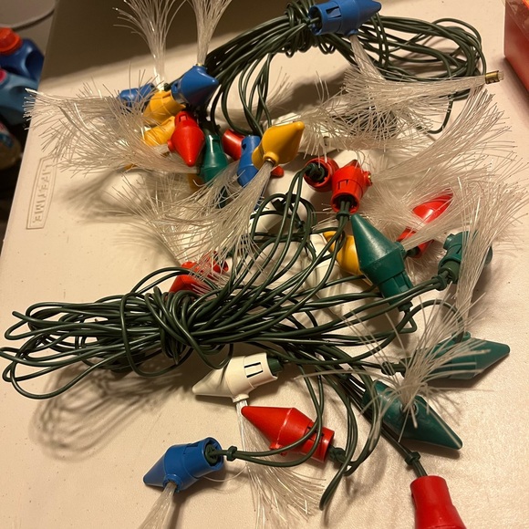 Vintage Christmas lights that work see pictures and a dainty glass Xmas ornament - Picture 3 of 11